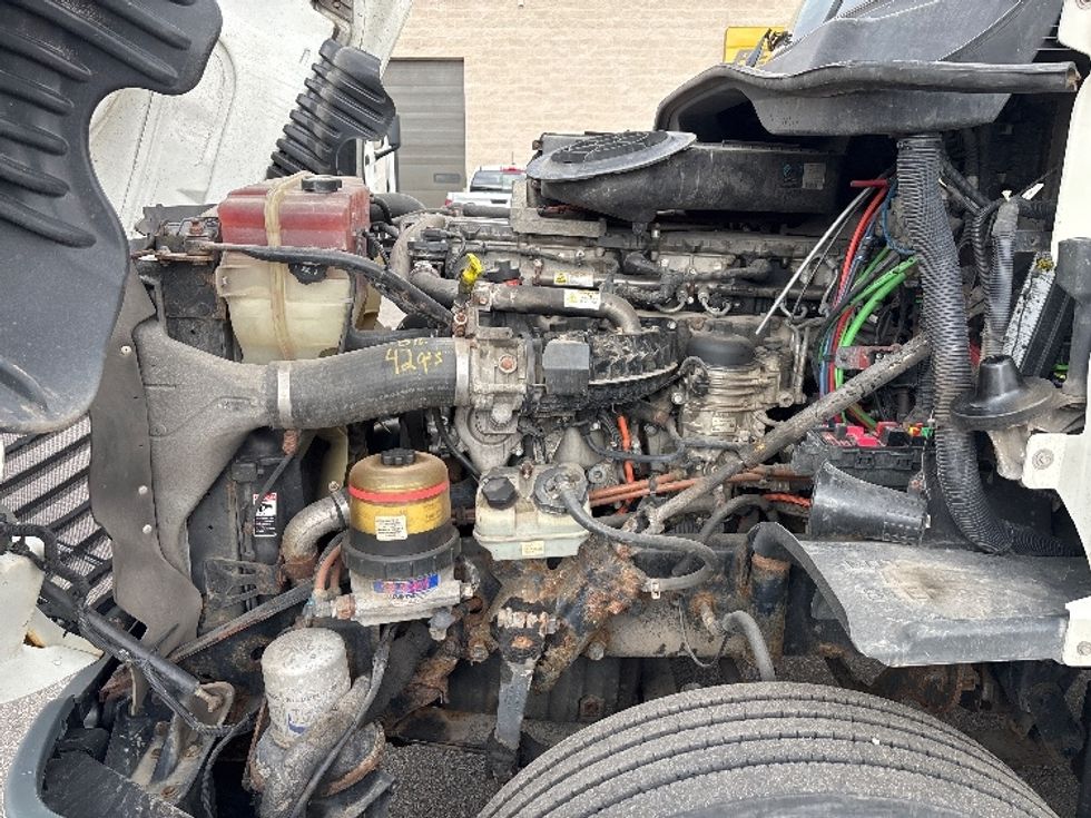 Day Cab Tractor-Heavy Duty Tractors-Freightliner-2015-Cascadia 12564ST-Twinsburg-OH-367,576\n\t\tmiles-$ 19,500 - Image 16