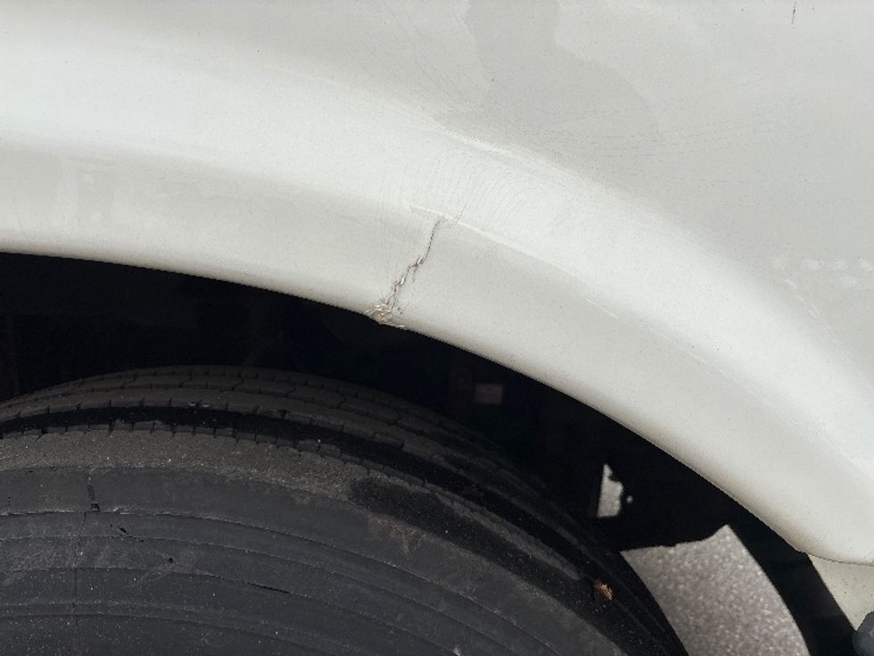 Day Cab Tractor-Heavy Duty Tractors-Freightliner-2015-Cascadia 12564ST-Twinsburg-OH-367,576\n\t\tmiles-$ 19,500 - Image 19