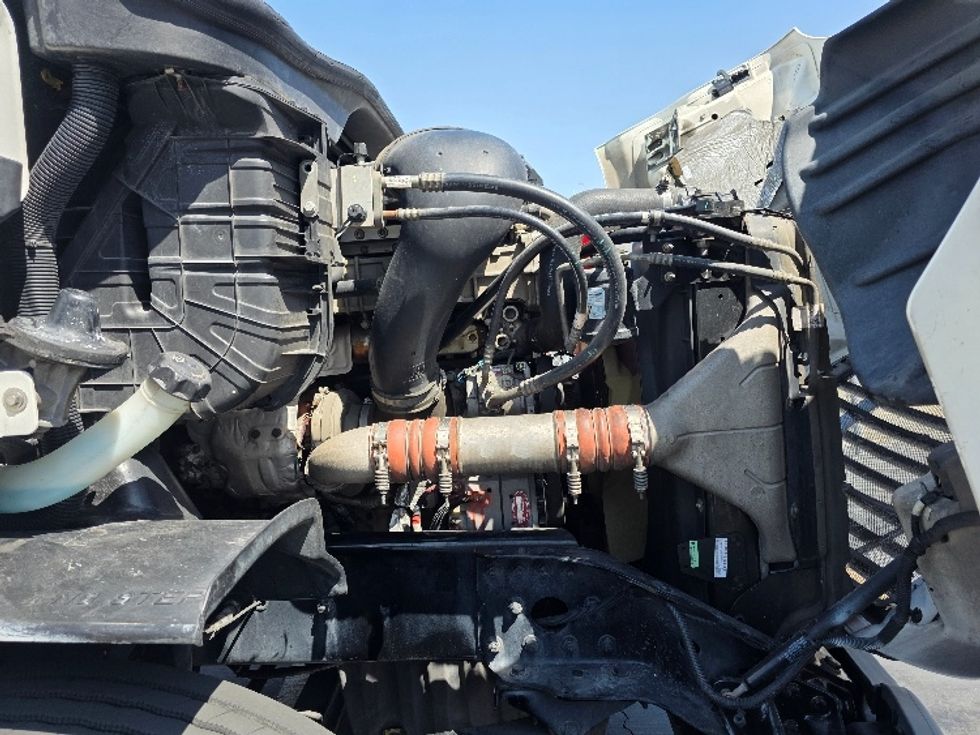 Day Cab Tractor-Heavy Duty Tractors-Freightliner-2016-Cascadia 11342ST-Torrance-CA-421,706\n\t\tmiles-$ 17,500 - Image 15