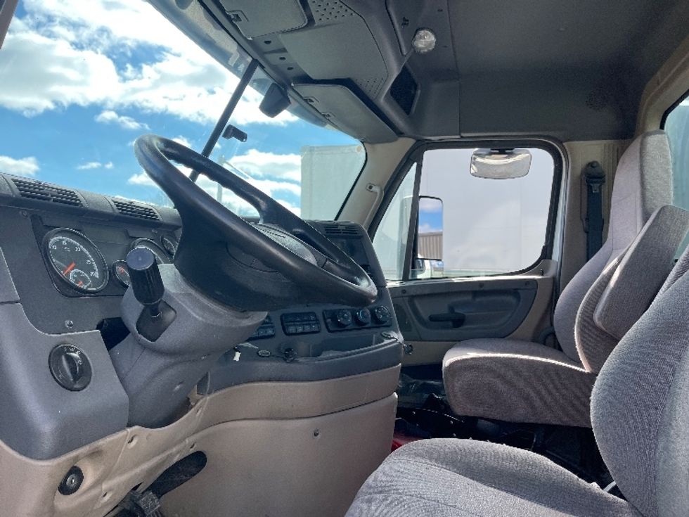 Your Next Used 2016 Freightliner Cascadia 11364ST, 716784, Is For Sale