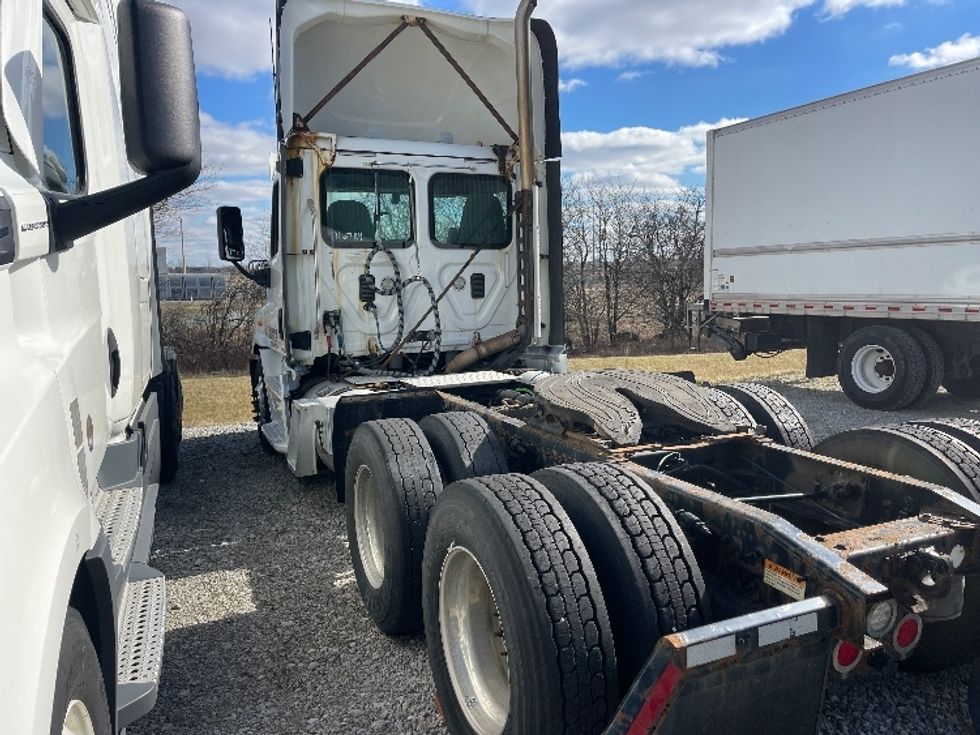 Your Next Used 2016 Freightliner Cascadia 11364ST, 716784, Is For Sale