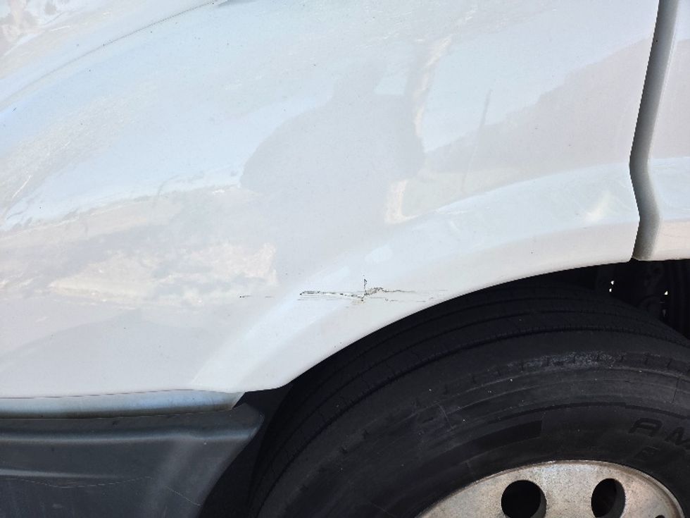 Day Cab Tractor-Heavy Duty Tractors-Freightliner-2016-Cascadia 11364ST-Livermore-CA-325,166\n\t\tmiles-$ 22,000 - Image 18