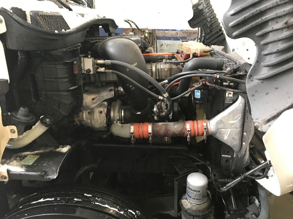 Day Cab Tractor-Heavy Duty Tractors-Freightliner-2016-Cascadia 12564ST-Baltimore-MD-375,004\n\t\tmiles-$ 34,750 - Image 10