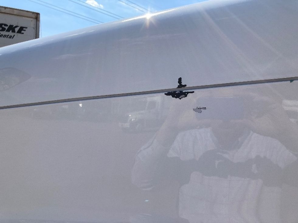 Day Cab Tractor-Heavy Duty Tractors-Freightliner-2016-Cascadia 12564ST-Mount Juliet-TN-588,824\n\t\tmiles-$ 28,750 - Image 19