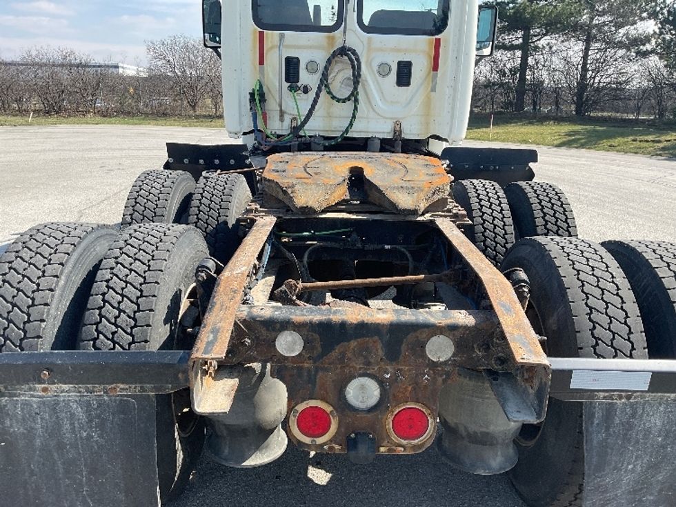 Day Cab Tractor-Heavy Duty Tractors-Freightliner-2016-Cascadia 12564ST-Rochester-NY-453,445\n\t\tmiles-$ 35,000 - Image 6