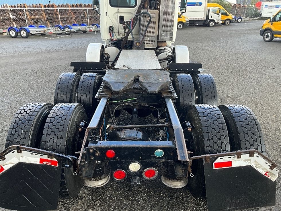 Day Cab Tractor-Heavy Duty Tractors-Freightliner-2016-Cascadia 12584ST-Tacoma-WA-684,061\n\t\tmiles-$ 32,000 - Image 6