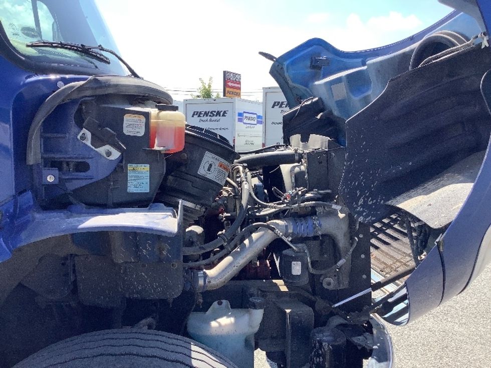 Day Cab Tractor-Heavy Duty Tractors-Freightliner-2016-M2-Goldsboro-NC-208,521\n\t\tmiles-$ 40,000 - Image 15