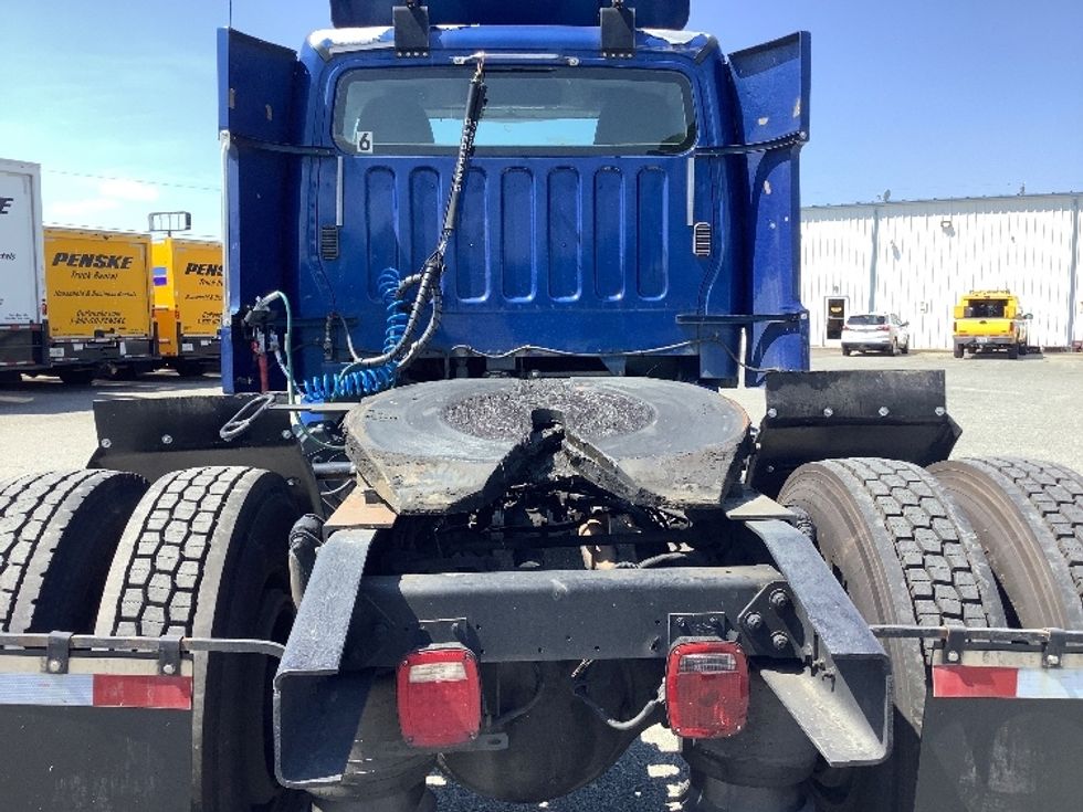 Day Cab Tractor-Heavy Duty Tractors-Freightliner-2016-M2-Goldsboro-NC-208,521\n\t\tmiles-$ 40,000 - Image 6