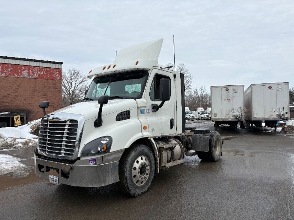 Day Cab Tractor-Heavy Duty Tractors-Freightliner-2017-Cascadia 11342ST-Albany-NY-420,213\n\t\tmiles-$ 21,750 - Image 3