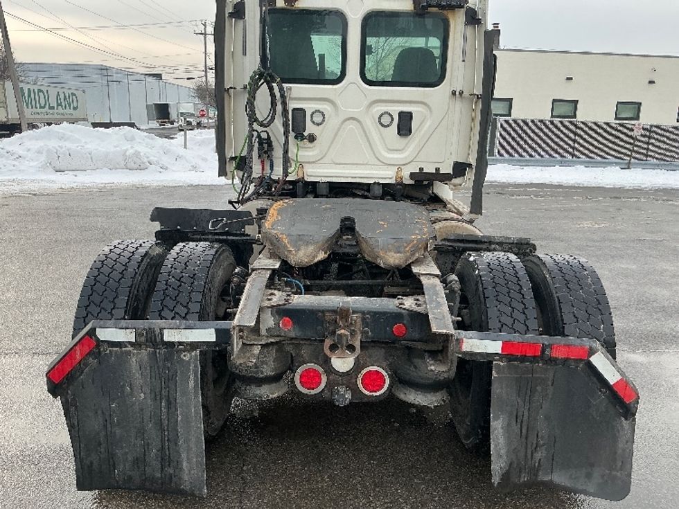 Day Cab Tractor-Heavy Duty Tractors-Freightliner-2017-Cascadia 11342ST-Albany-NY-420,213\n\t\tmiles-$ 21,750 - Image 6