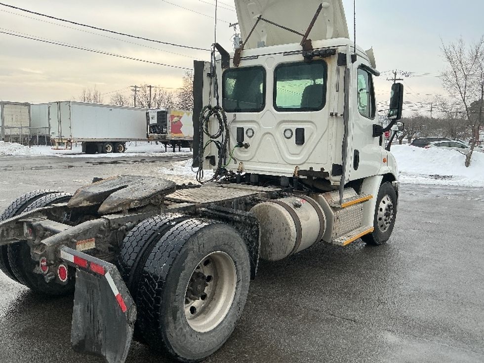 Day Cab Tractor-Heavy Duty Tractors-Freightliner-2017-Cascadia 11342ST-Albany-NY-420,213\n\t\tmiles-$ 21,750 - Image 7