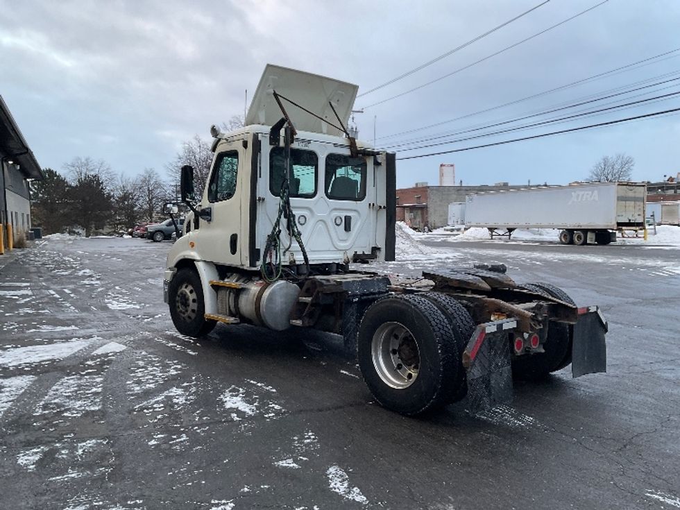 Day Cab Tractor-Heavy Duty Tractors-Freightliner-2017-Cascadia 11342ST-Albany-NY-422,044\n\t\tmiles-$ 22,500 - Image 5