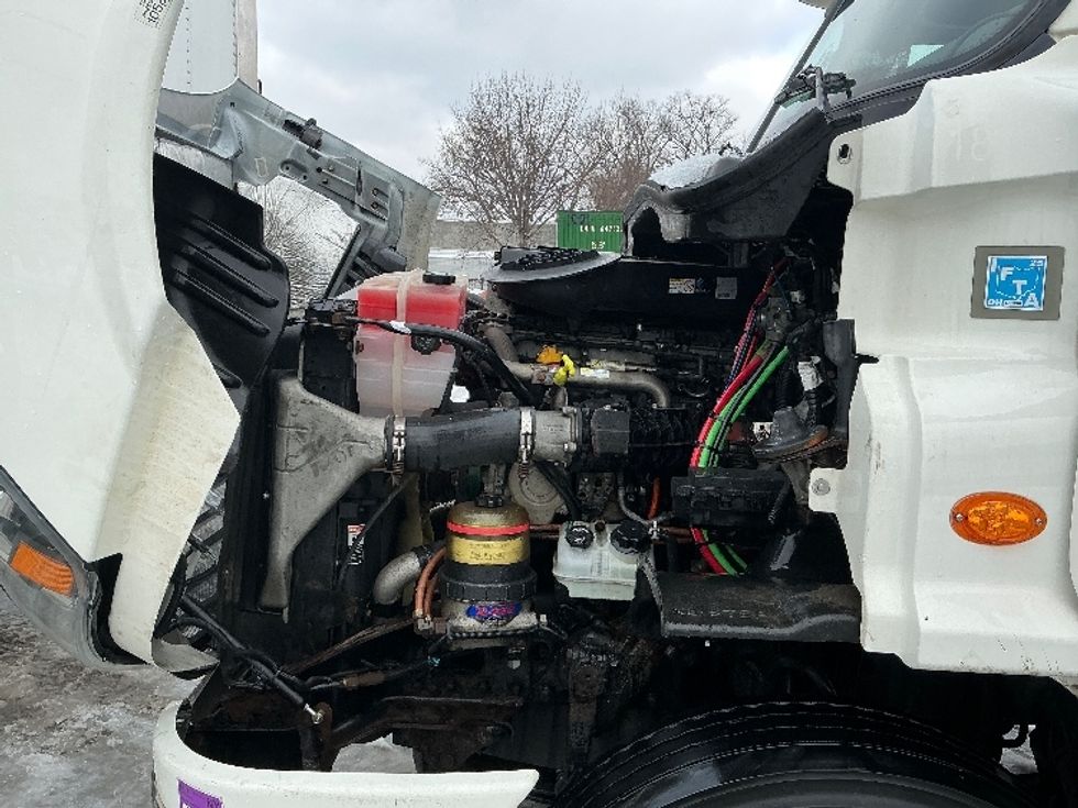 Day Cab Tractor-Heavy Duty Tractors-Freightliner-2017-Cascadia 11342ST-Albany-NY-433,017\n\t\tmiles-$ 21,250 - Image 16