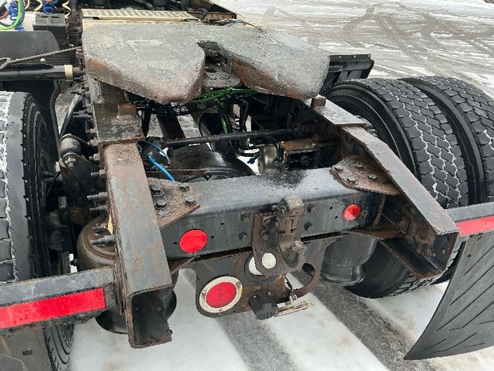 Day Cab Tractor-Heavy Duty Tractors-Freightliner-2017-Cascadia 11342ST-Albany-NY-433,017\n\t\tmiles-$ 21,250 - Image 18