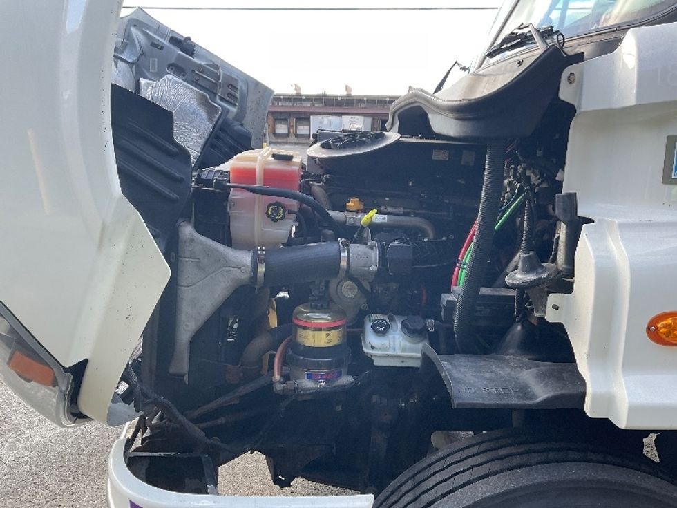 Day Cab Tractor-Heavy Duty Tractors-Freightliner-2017-Cascadia 11342ST-Albany-NY-497,956\n\t\tmiles-$ 20,750 - Image 16