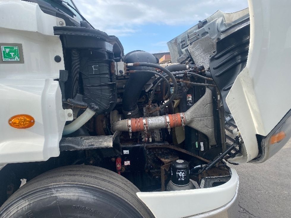 Day Cab Tractor-Heavy Duty Tractors-Freightliner-2017-Cascadia 11342ST-Binghamton-NY-568,398\n\t\tmiles-$ 18,000 - Image 15