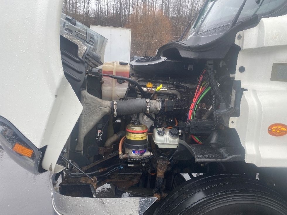 Day Cab Tractor-Heavy Duty Tractors-Freightliner-2017-Cascadia 11342ST-Binghamton-NY-576,601\n\t\tmiles-$ 17,750 - Image 16