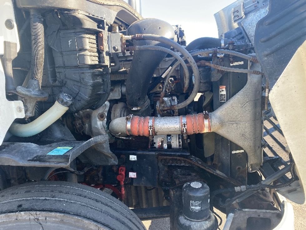 Day Cab Tractor-Heavy Duty Tractors-Freightliner-2017-Cascadia 11342ST-Binghamton-NY-584,264\n\t\tmiles-$ 21,750 - Image 15