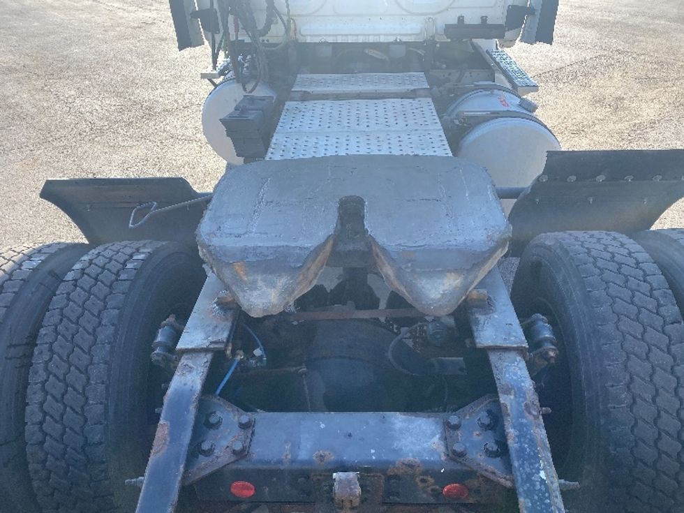 Day Cab Tractor-Heavy Duty Tractors-Freightliner-2017-Cascadia 11342ST-Binghamton-NY-584,264\n\t\tmiles-$ 21,750 - Image 6