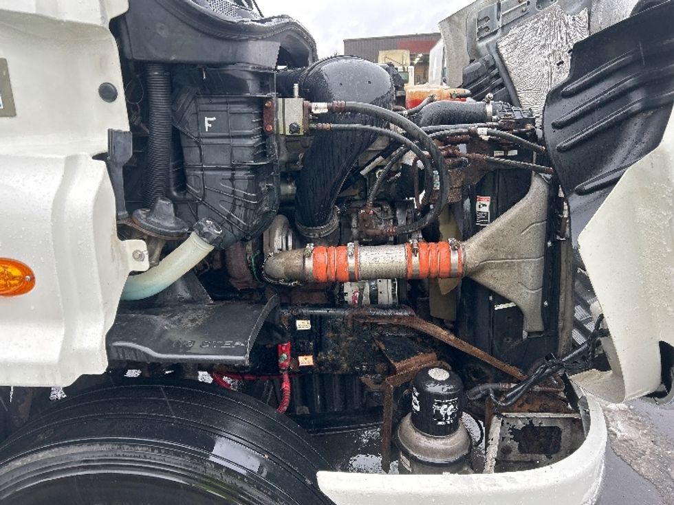 Day Cab Tractor-Heavy Duty Tractors-Freightliner-2017-Cascadia 11342ST-Binghamton-NY-615,418\n\t\tmiles-$ 16,750 - Image 15