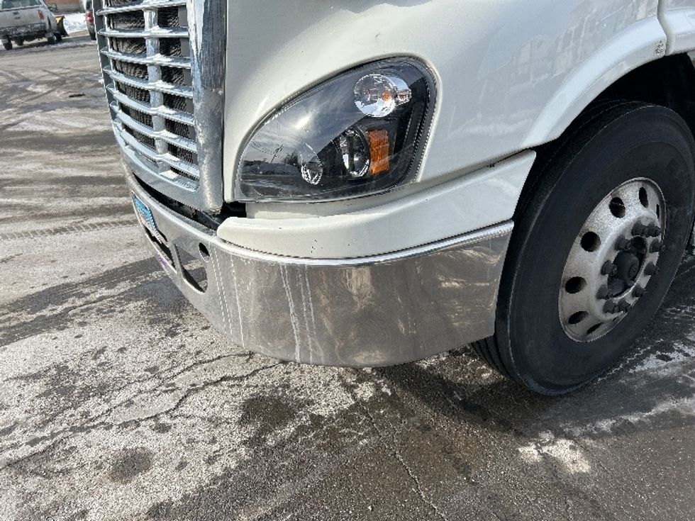 Day Cab Tractor-Heavy Duty Tractors-Freightliner-2017-Cascadia 11342ST-Coxsackie-NY-363,788\n\t\tmiles-$ 22,250 - Image 18