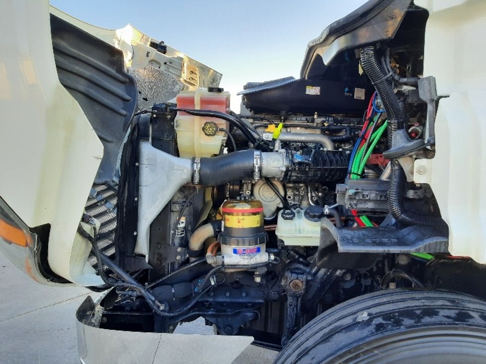 Day Cab Tractor-Heavy Duty Tractors-Freightliner-2017-Cascadia 11342ST-Fort Worth-TX-761,212\n\t\tmiles-$ 14,000 - Image 16