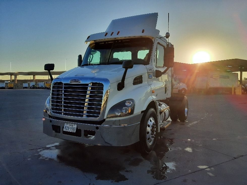 Day Cab Tractor-Heavy Duty Tractors-Freightliner-2017-Cascadia 11342ST-Fort Worth-TX-761,212\n\t\tmiles-$ 14,000 - Image 3