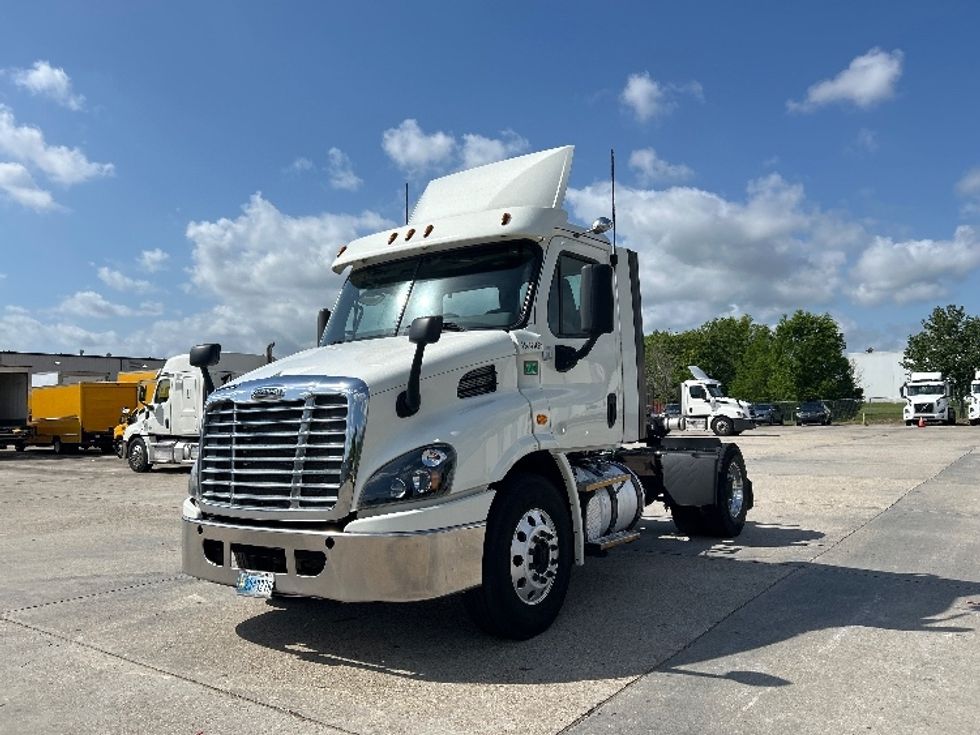 Day Cab Tractor-Heavy Duty Tractors-Freightliner-2017-Cascadia 11342ST-Hammond-LA-539,332\n\t\tmiles-$ 21,750 - Image 3