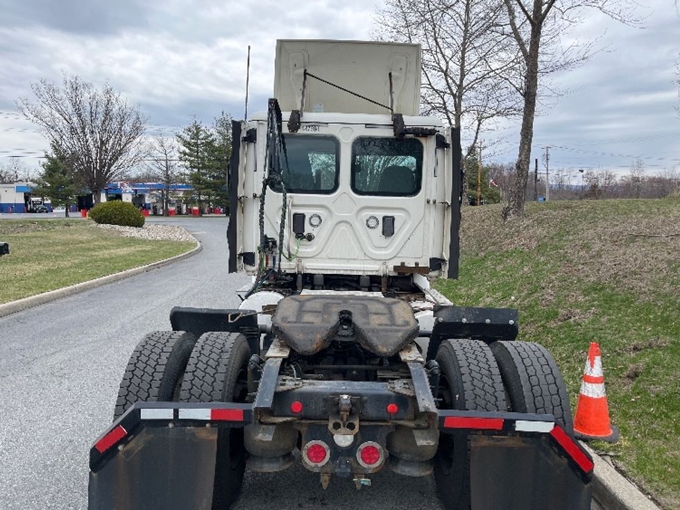 Day Cab Tractor-Heavy Duty Tractors-Freightliner-2017-Cascadia 11342ST-Montgomery-NY-279,578\n\t\tmiles-$ 27,750 - Image 6