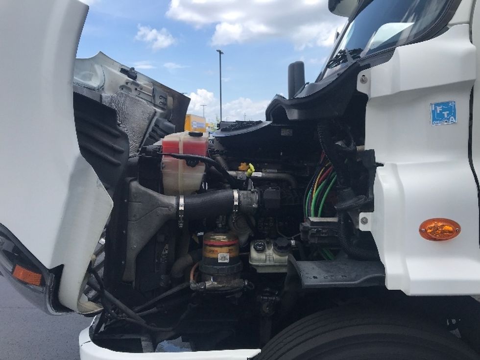 Day Cab Tractor-Heavy Duty Tractors-Freightliner-2017-Cascadia 11342ST-Pensacola-FL-441,027\n\t\tmiles-$ 28,000 - Image 16