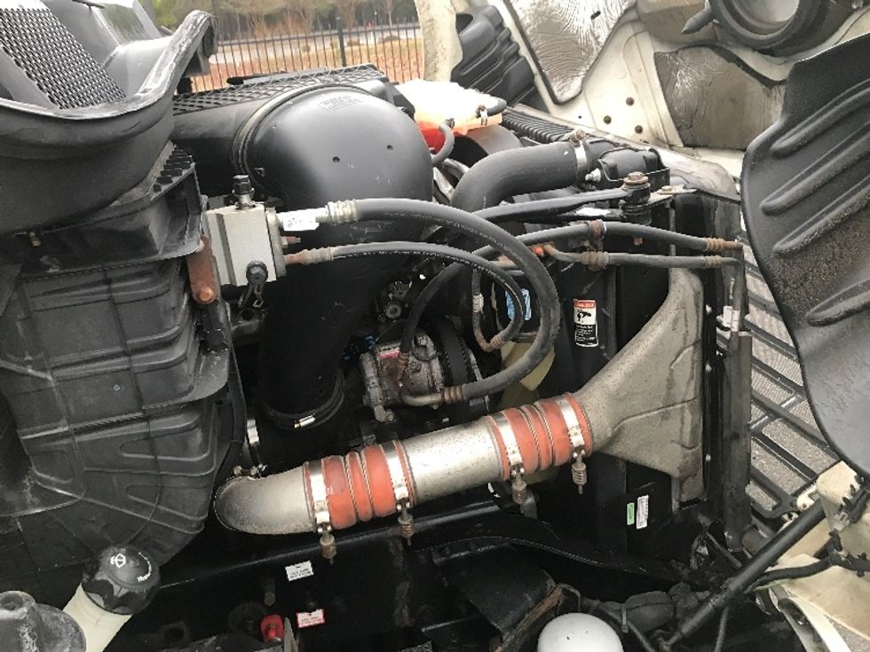 Day Cab Tractor-Heavy Duty Tractors-Freightliner-2017-Cascadia 11342ST-Prince George-VA-386,868\n\t\tmiles-$ 25,500 - Image 15