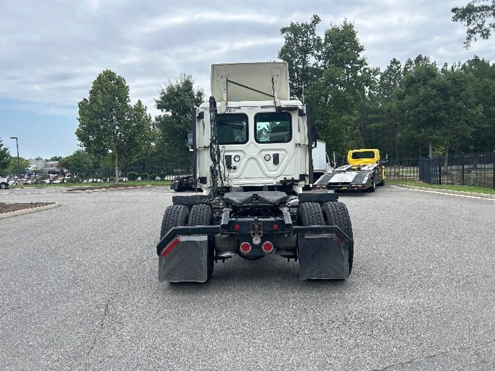 Day Cab Tractor-Heavy Duty Tractors-Freightliner-2017-Cascadia 11342ST-Prince George-VA-529,476\n\t\tmiles-$ 19,750 - Image 6