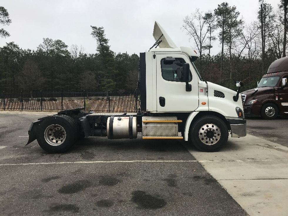 Day Cab Tractor-Heavy Duty Tractors-Freightliner-2017-Cascadia 11342ST-Prince George-VA-544,593\n\t\tmiles-$ 25,250 - Image 8