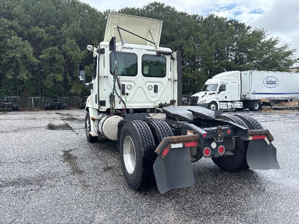 Day Cab Tractor-Heavy Duty Tractors-Freightliner-2017-Cascadia 11342ST-Prince George-VA-639,778\n\t\tmiles-$ 19,500 - Image 5