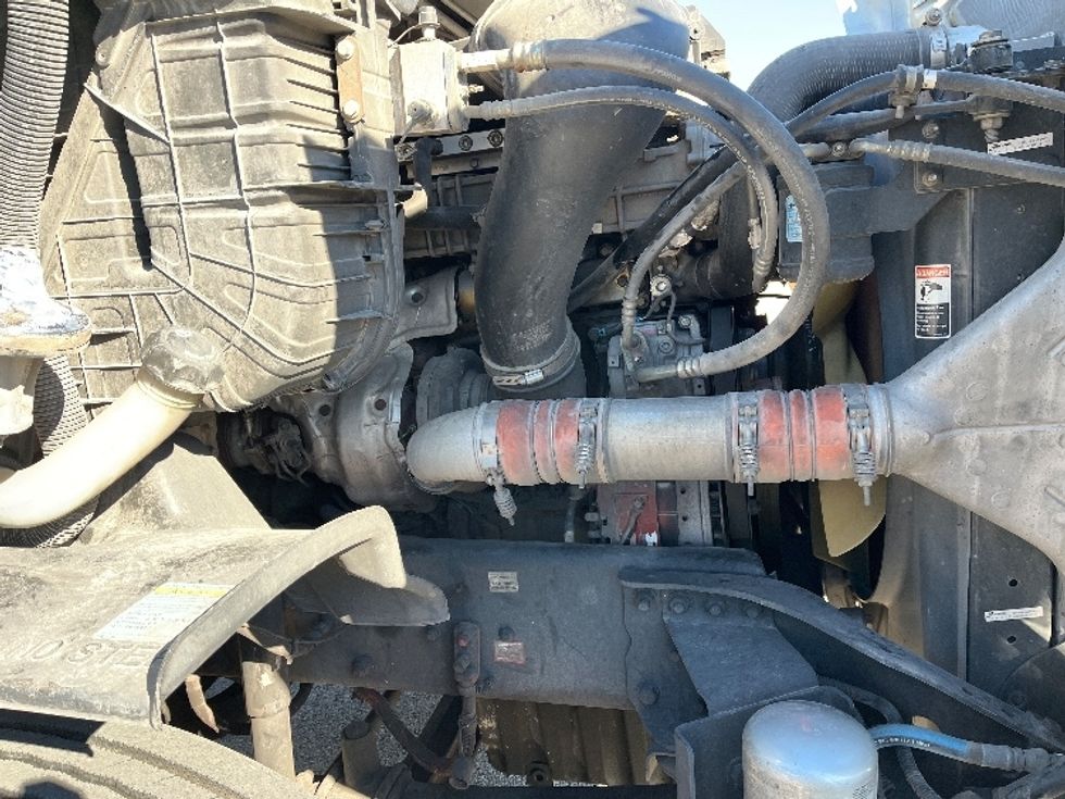 Day Cab Tractor-Heavy Duty Tractors-Freightliner-2017-Cascadia 11342ST-Tampa-FL-491,881\n\t\tmiles-$ 22,500 - Image 14