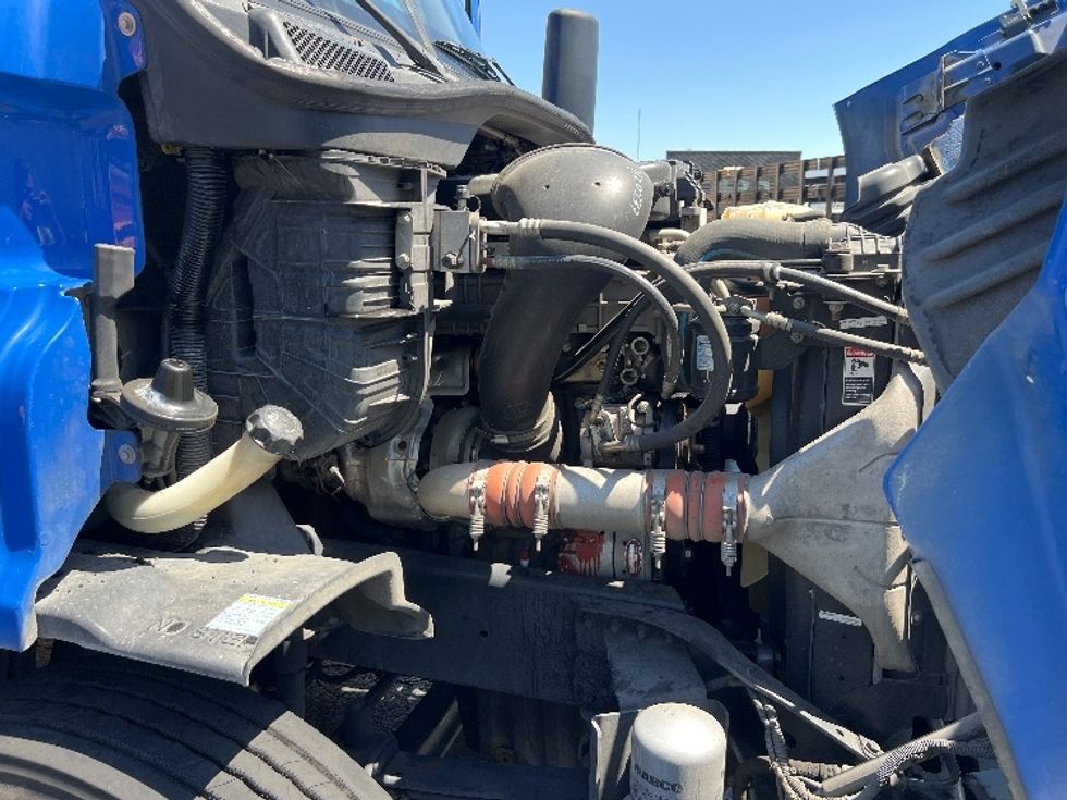 Day Cab Tractor-Heavy Duty Tractors-Freightliner-2017-Cascadia 11342ST-Torrance-CA-286,346\n\t\tmiles-$ 27,750 - Image 15