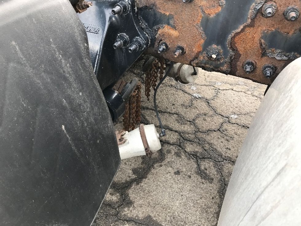 Day Cab Tractor-Heavy Duty Tractors-Freightliner-2017-Cascadia 11364ST-Fredonia-NY-286,590\n\t\tmiles-$ 36,750 - Image 17