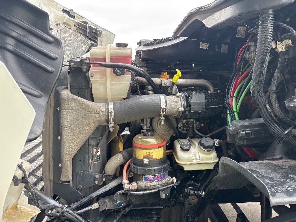 Day Cab Tractor-Heavy Duty Tractors-Freightliner-2017-Cascadia 11364ST-Greeley-CO-624,041\n\t\tmiles-$ 28,250 - Image 16