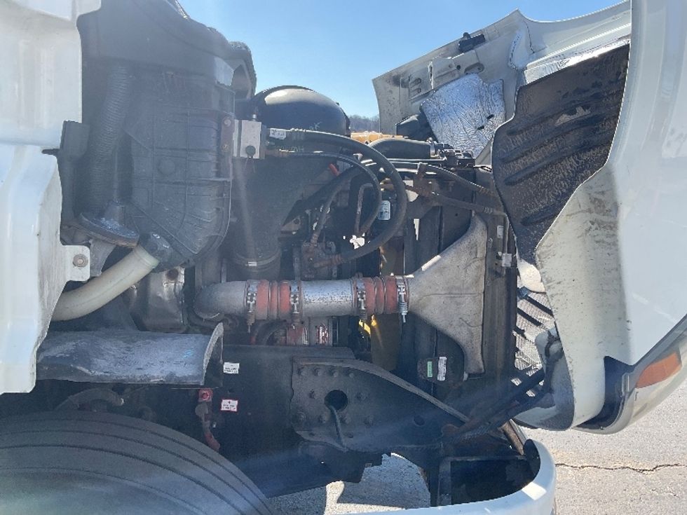 Day Cab Tractor-Heavy Duty Tractors-Freightliner-2017-Cascadia 11364ST-Pittsburgh-PA-272,957\n\t\tmiles-$ 38,250 - Image 15