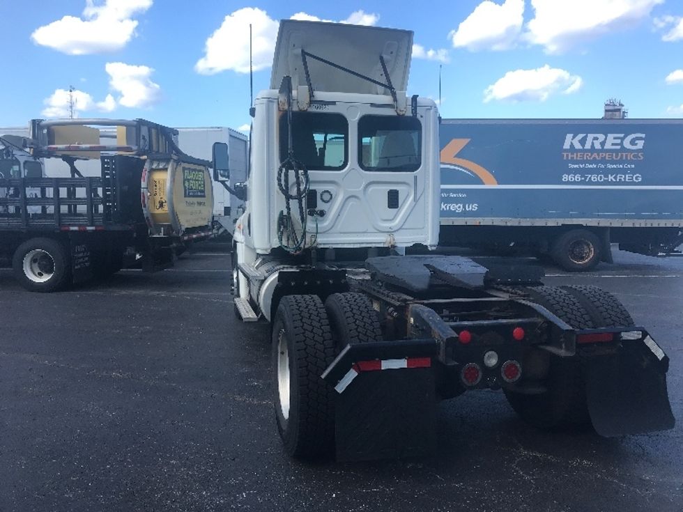 Day Cab Tractor-Heavy Duty Tractors-Freightliner-2017-Cascadia 12542ST-Baltimore-MD-284,551\n\t\tmiles-$ 35,750 - Image 5