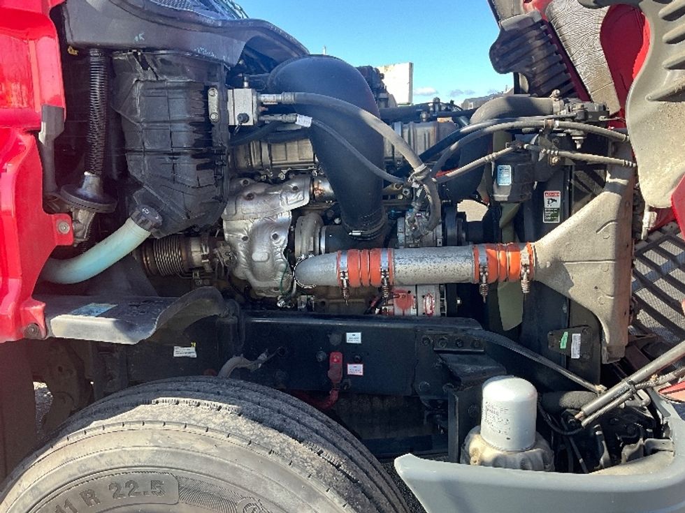 Day Cab Tractor-Heavy Duty Tractors-Freightliner-2017-Cascadia 12542ST-Tacoma-WA-410,636\n\t\tmiles-$ 25,000 - Image 15