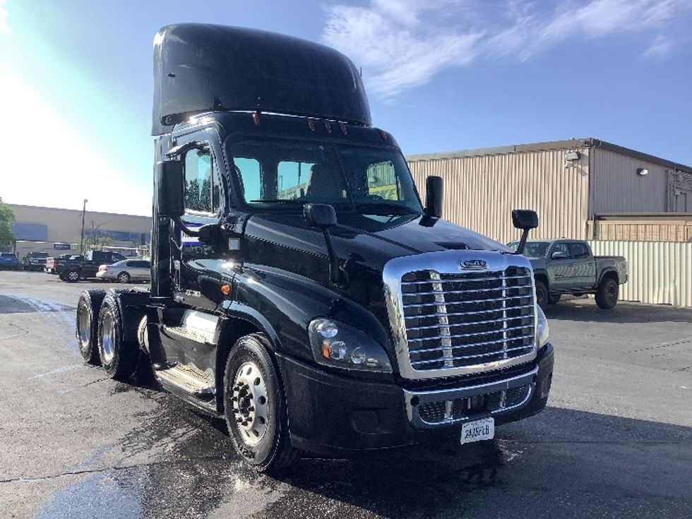 Your Next Used 2017 Freightliner Cascadia 12564ST, 172239, Is For Sale