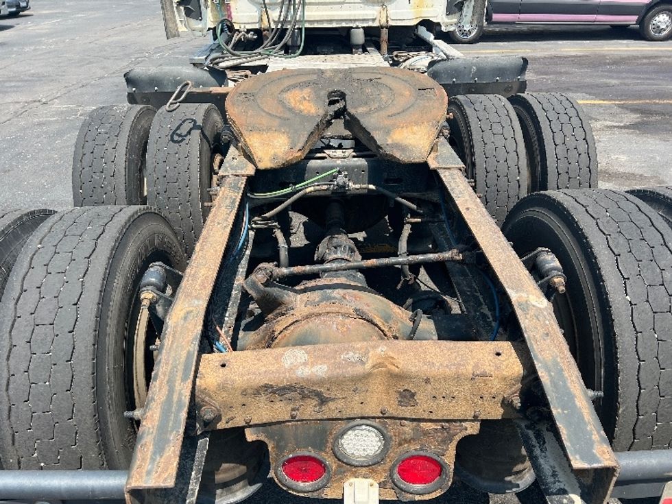 Day Cab Tractor-Heavy Duty Tractors-Freightliner-2017-Cascadia 12564ST-Chicago (Melrose Park)-IL-520,103\n\t\tmiles-$ 31,250 - Image 6