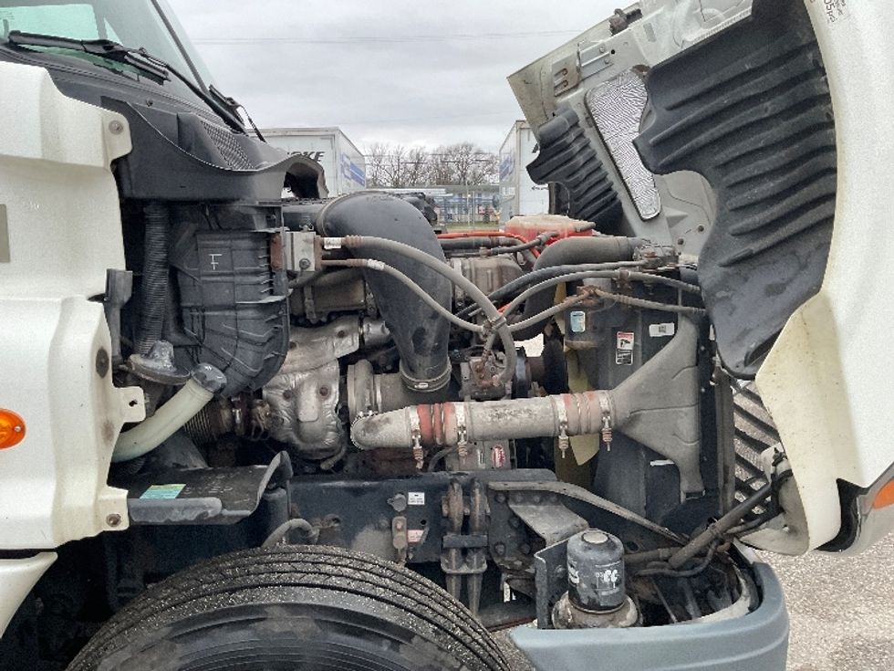 Day Cab Tractor-Heavy Duty Tractors-Freightliner-2017-Cascadia 12564ST-Flint-MI-734,514\n\t\tmiles-$ 23,000 - Image 15