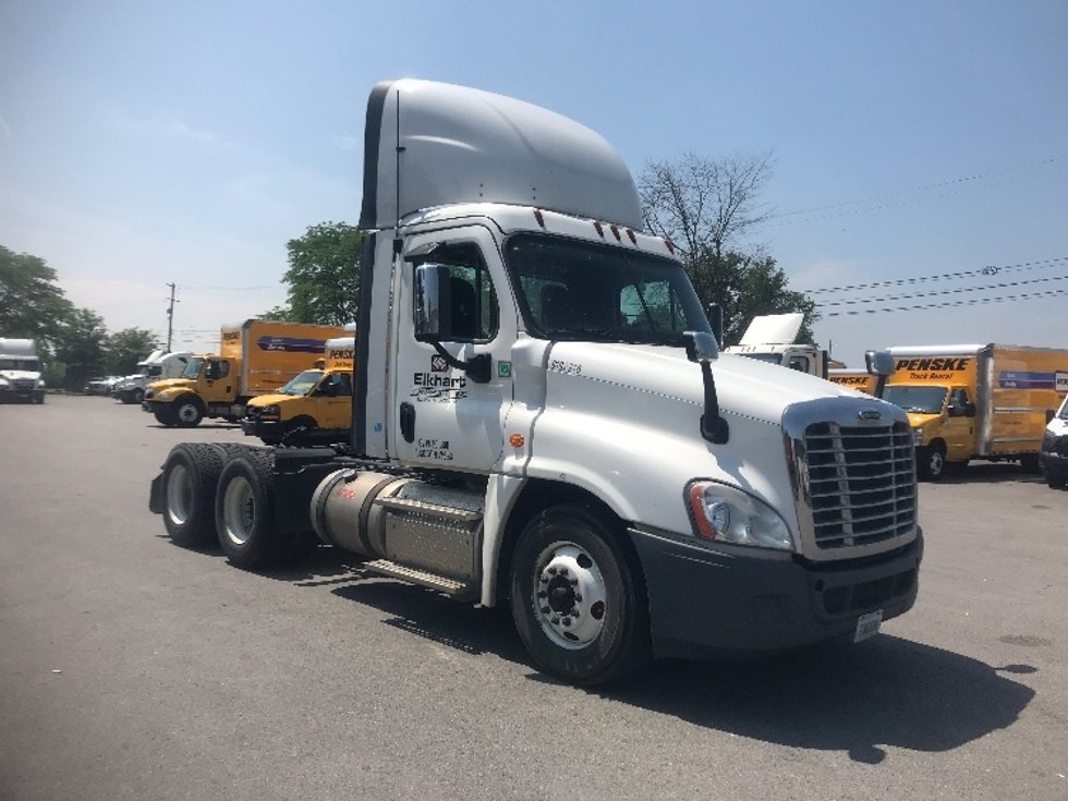 Used Day Cab Trucks for Sale in KY Penske Used Trucks