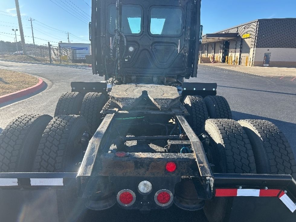 Day Cab Tractor-Heavy Duty Tractors-Freightliner-2017-Cascadia 12564ST-Lowell-AR-452,430\n\t\tmiles-$ 31,500 - Image 6