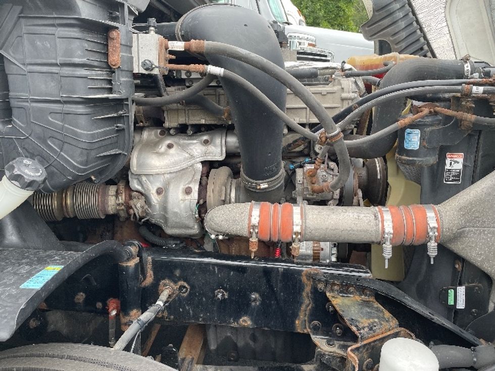 Day Cab Tractor-Heavy Duty Tractors-Freightliner-2017-Cascadia 12564ST-Middlefield-OH-607,272\n\t\tmiles-$ 30,250 - Image 15