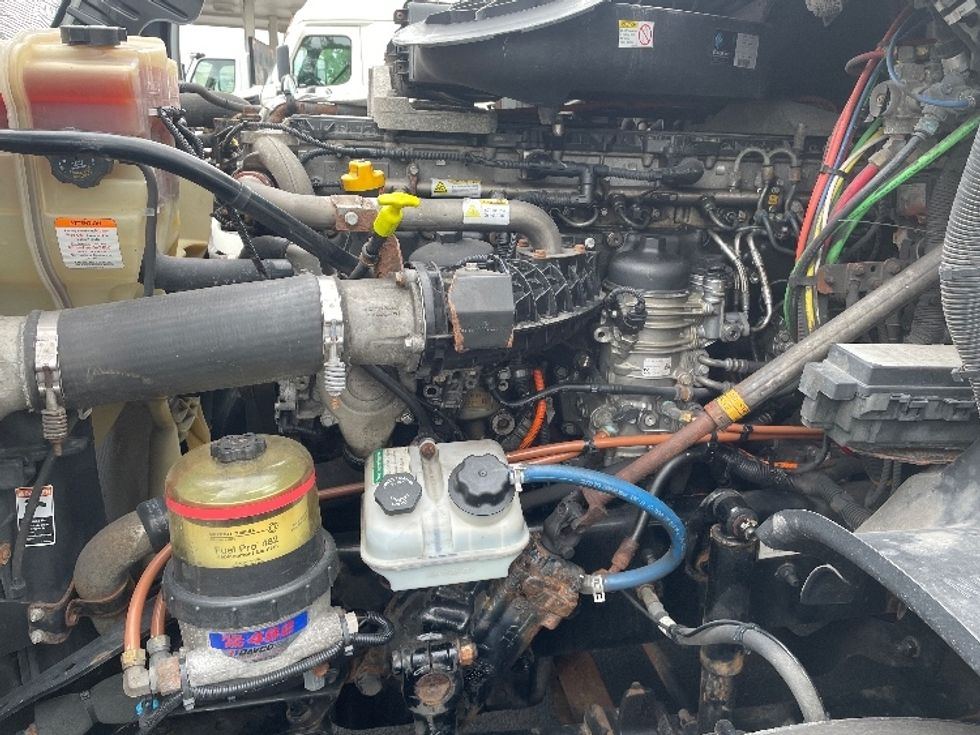 Day Cab Tractor-Heavy Duty Tractors-Freightliner-2017-Cascadia 12564ST-Middlefield-OH-607,272\n\t\tmiles-$ 30,250 - Image 16