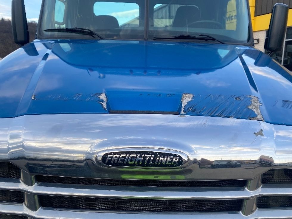 Day Cab Tractor-Heavy Duty Tractors-Freightliner-2017-Cascadia 12564ST-Pittsburgh-PA-356,044\n\t\tmiles-$ 33,500 - Image 17