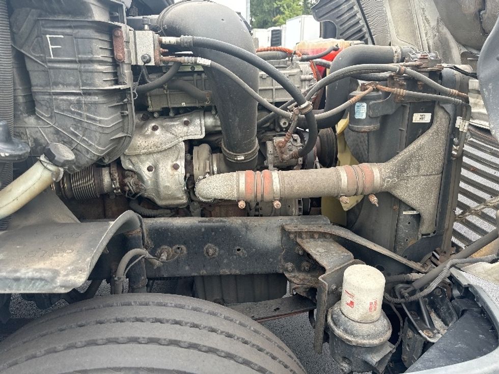 Day Cab Tractor-Heavy Duty Tractors-Freightliner-2017-Cascadia 12564ST-South Plainfield-NJ-436,041\n\t\tmiles-$ 38,500 - Image 15